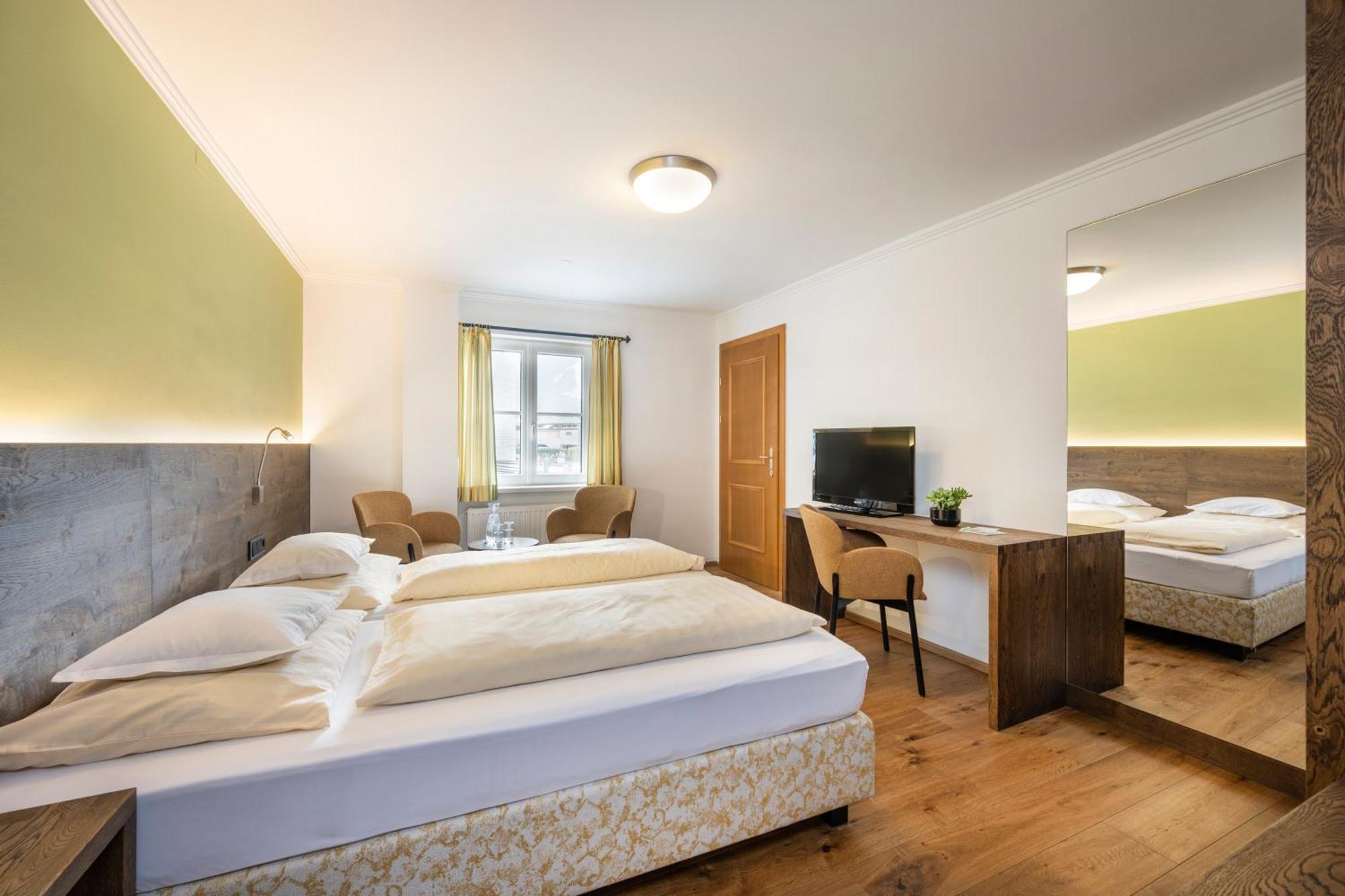 Kirchenwirt Hotell Strobl Eksteriør bilde